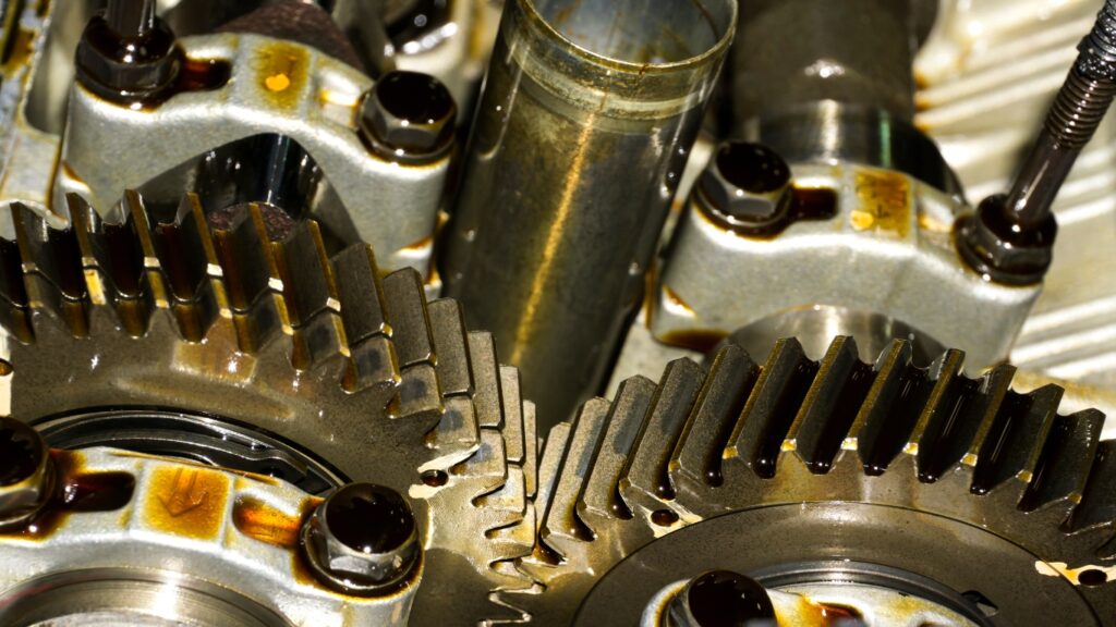 Read more about the article How GL-4 and GL-5 Gear Oils Affect Your Transmission’s Lifespan