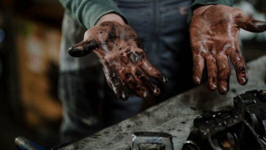Common Signs of Grease Degradation and When to Replace