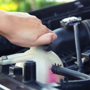 Difference Between Coolants and Antifreeze – Are They the Same?