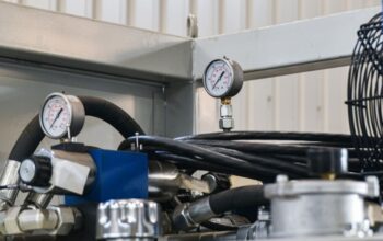 Understanding Significance of TOST Life in Hydraulic Oils