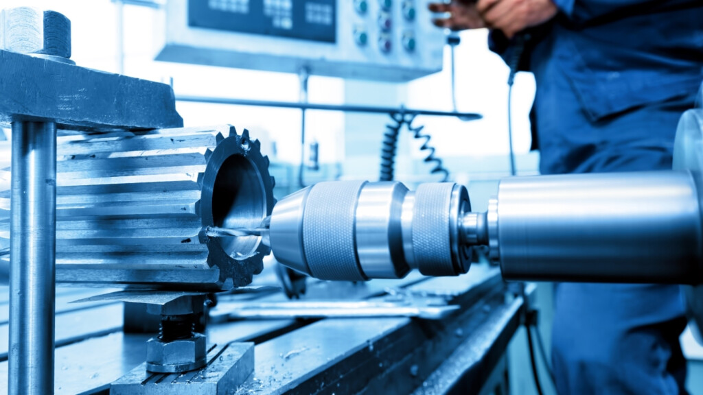 Read more about the article Why Synthetic Coolants are Preferred for Grinding Applications