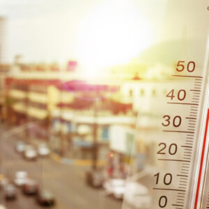 Which Engine Oil is Best for Hot Weather Conditions?A Complete Guide for Indian Drivers