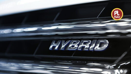 0W16 Oil Compatibility for Petrol and Hybrid Cars: What You Need to Know Before Switching