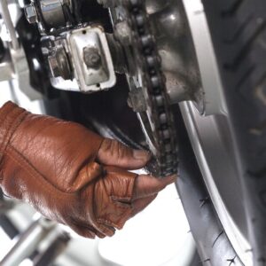 What Is 2T Engine Oil and Why Is It Important for Two-Stroke Engines?