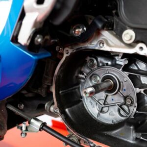 Best 2T Oil for Bikes and Scooters: What Riders Should Know Before Choosing
