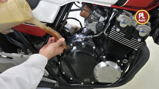 2T Oil vs 4T Oil: What Is the Difference and Why It Matters?